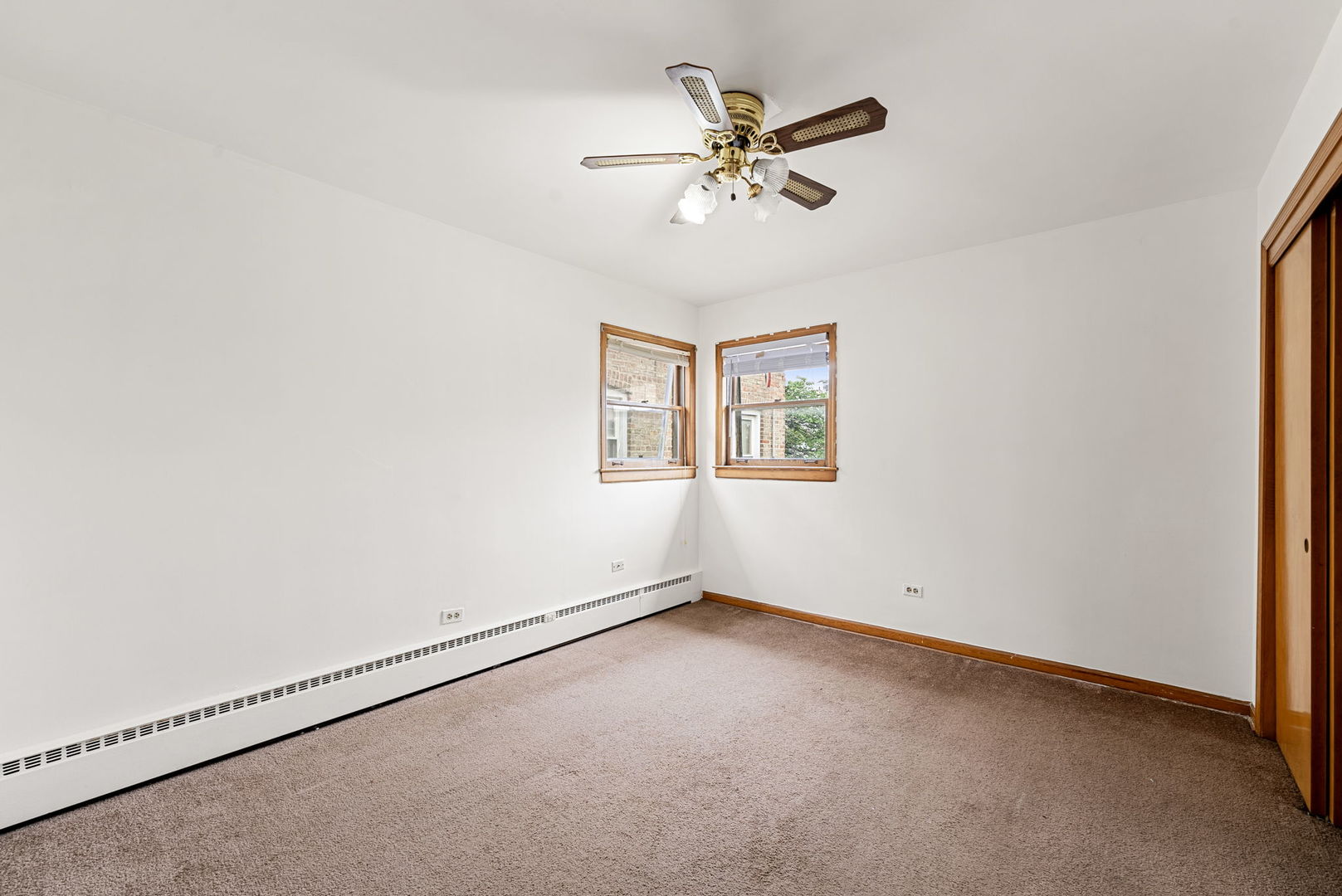 1833 Oak Park Avenue Property Photo 15