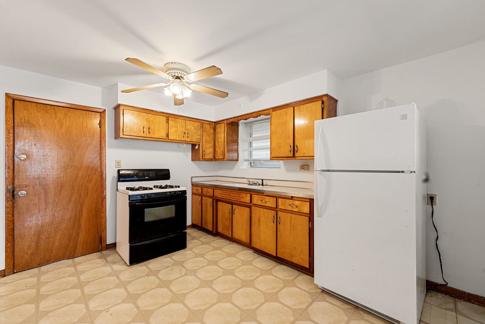 1833 Oak Park Avenue Property Photo 18