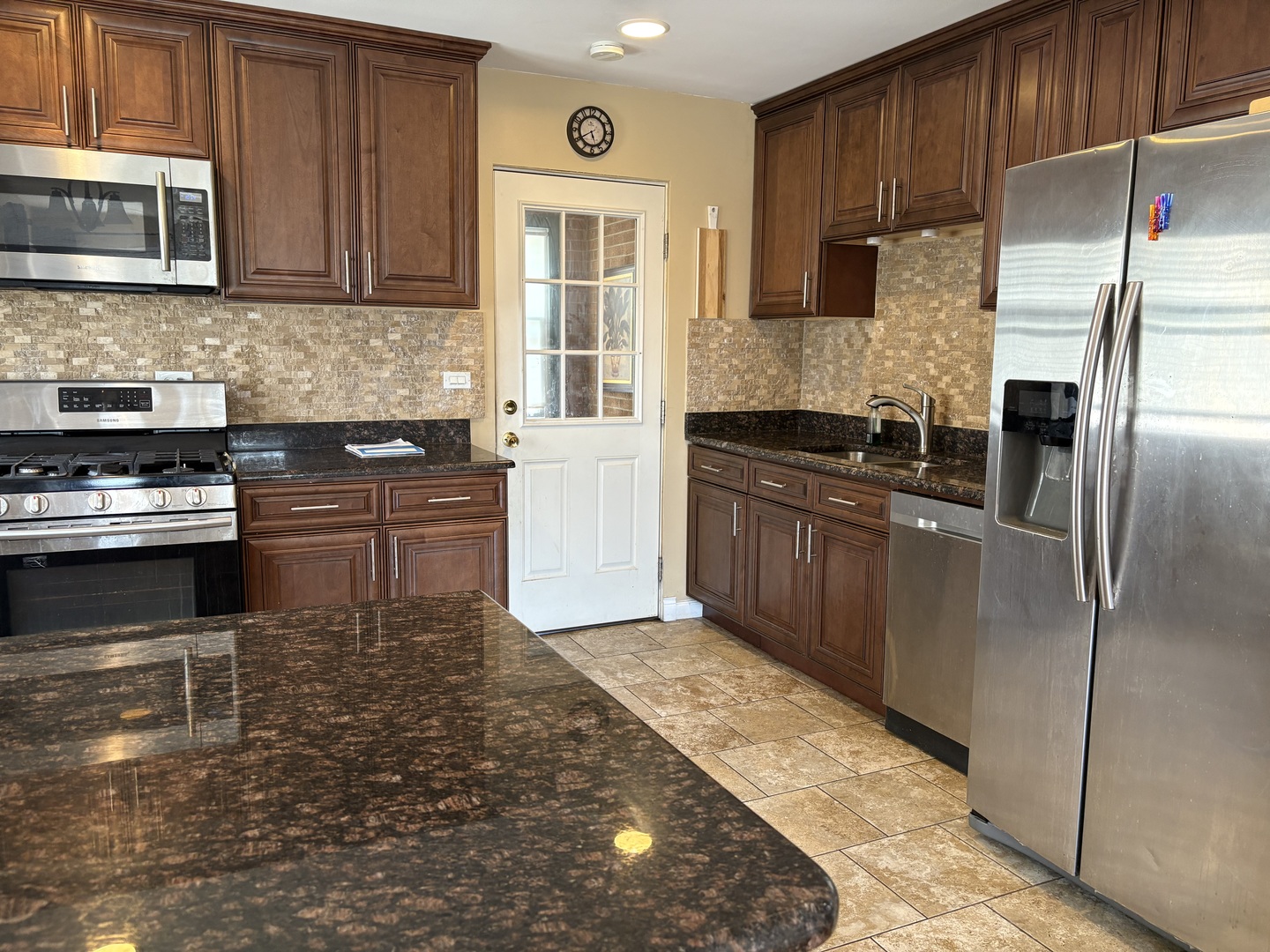 751 N Northwest Highway Property Photo 11