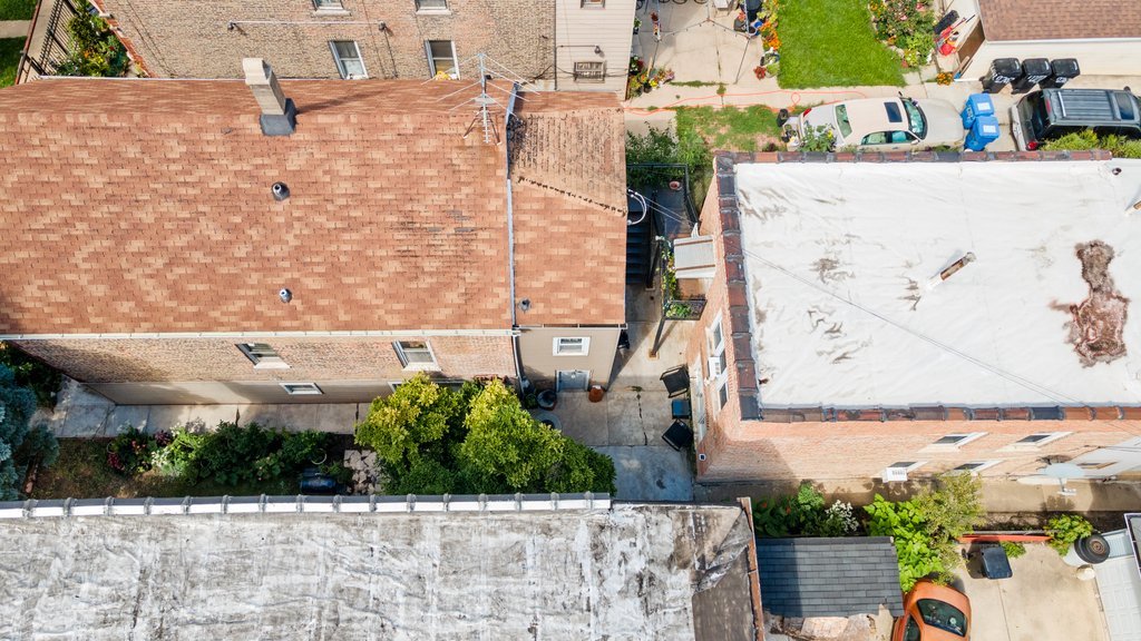 2711 S Hamlin Avenue Property Photo 25