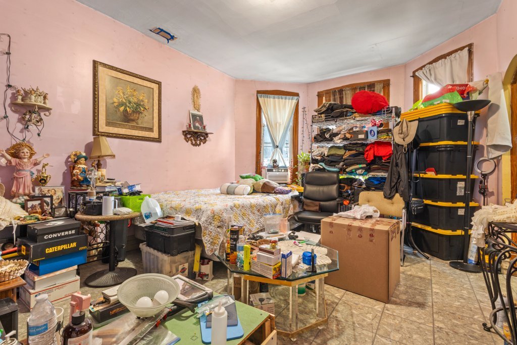 2711 S Hamlin Avenue Property Photo 42