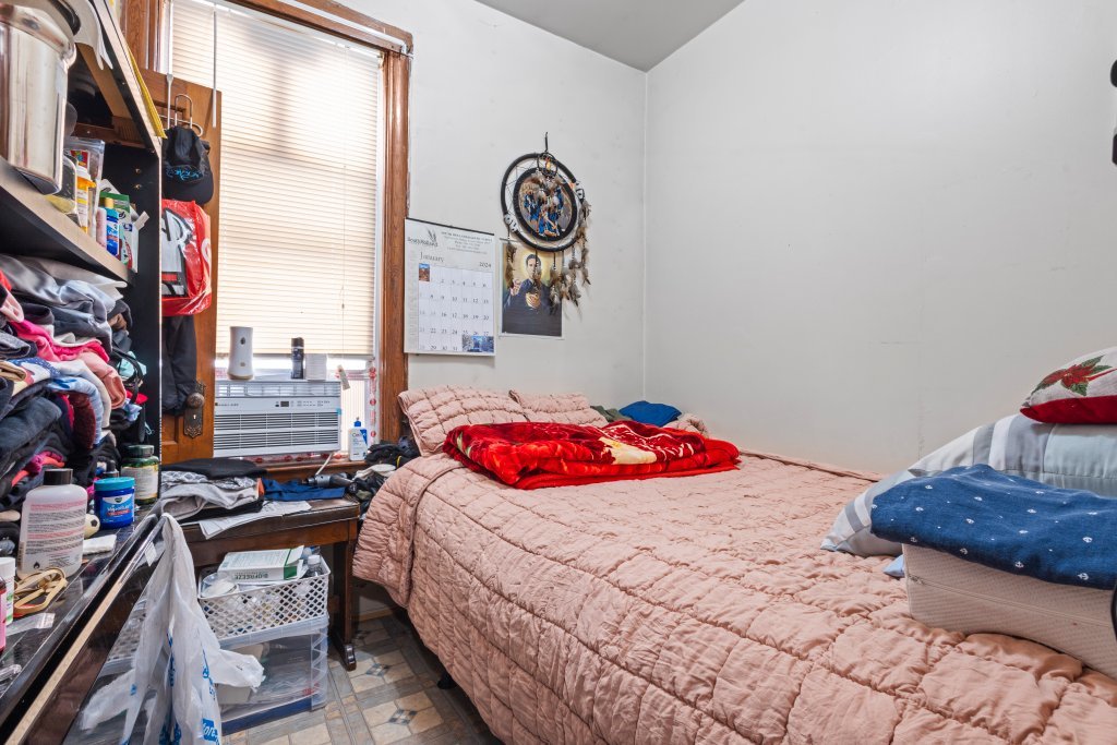 2711 S Hamlin Avenue Property Photo 44