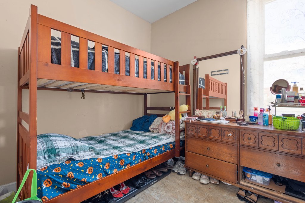 2711 S Hamlin Avenue Property Photo 67