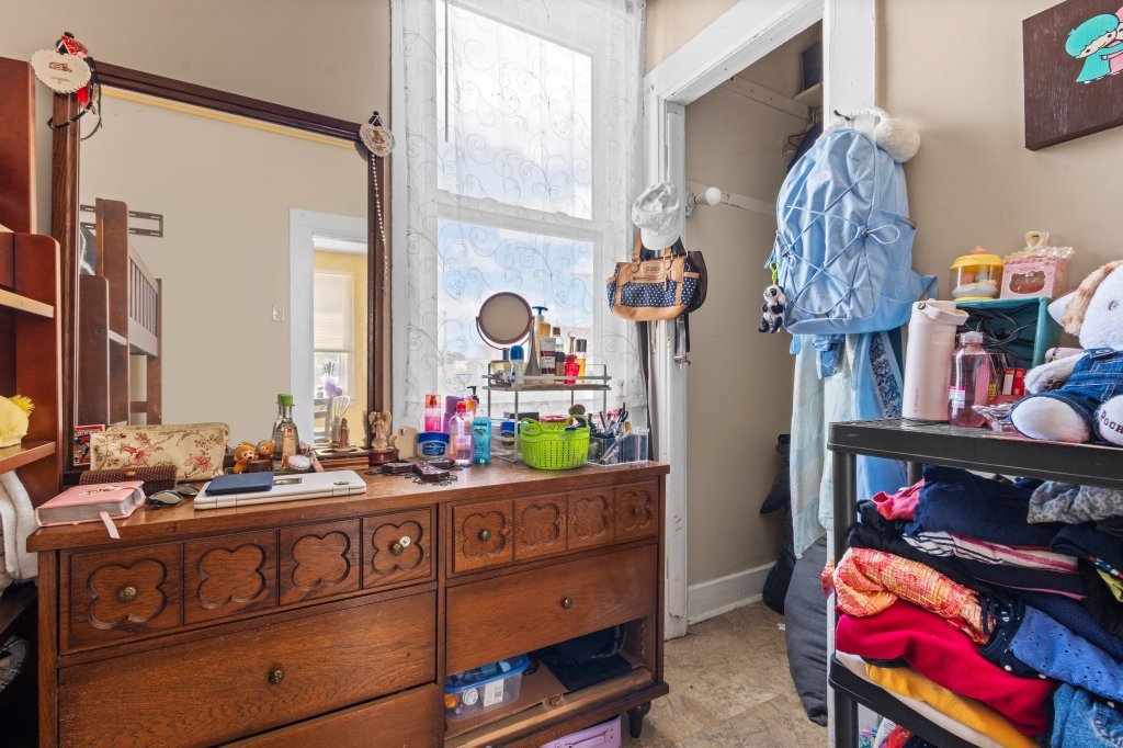 2711 S Hamlin Avenue Property Photo 68