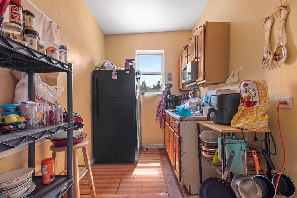 2711 S Hamlin Avenue Property Photo 69