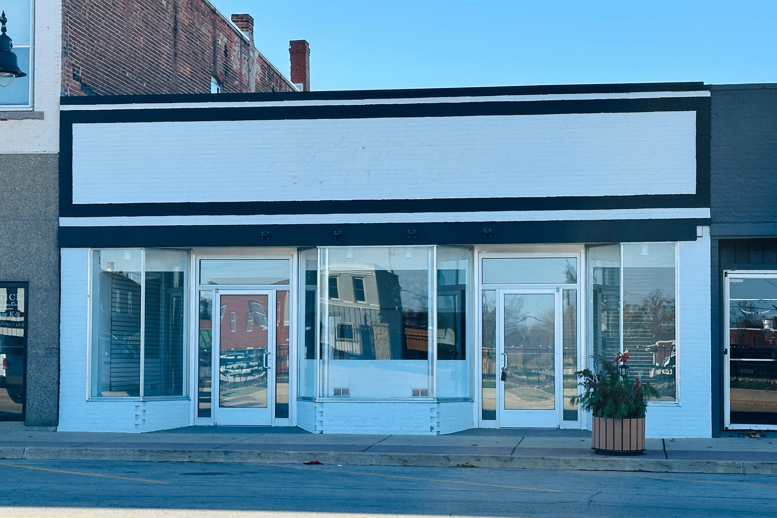 146 W Main Street Property Photo 1