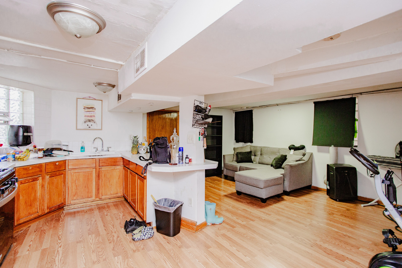 3429 N Avers Avenue Property Photo 15