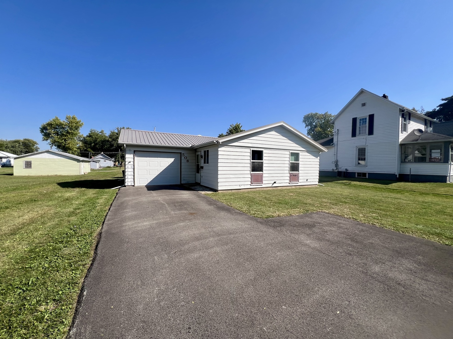 508 W Lincoln Street Property Photo 1