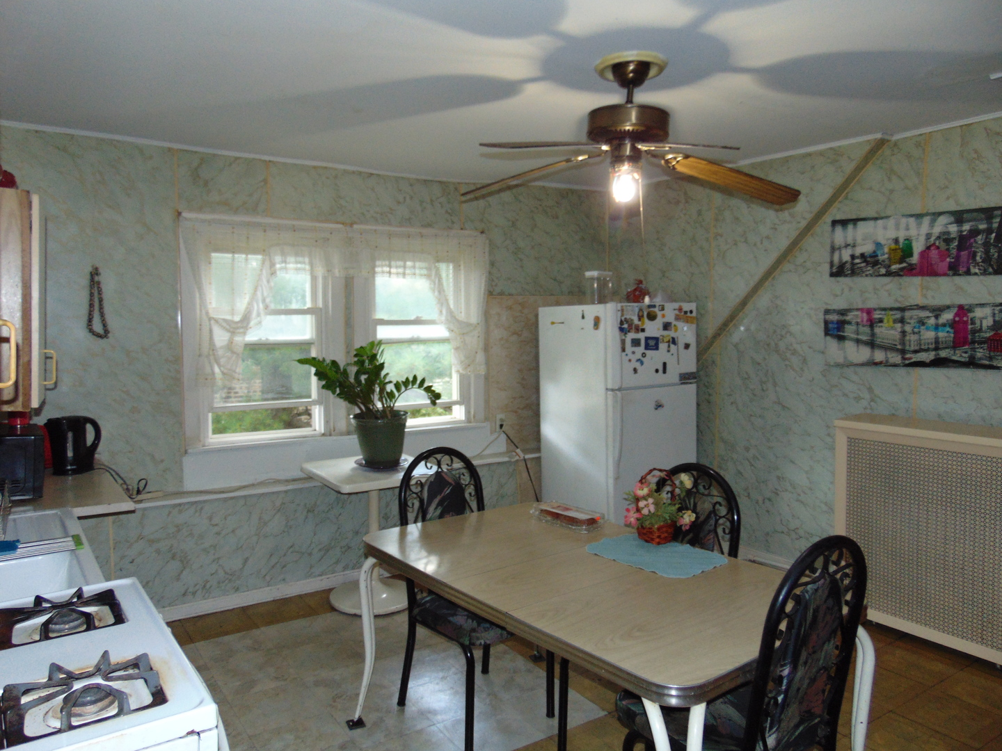 2848-50 N Ridgeway Avenue Property Photo 8