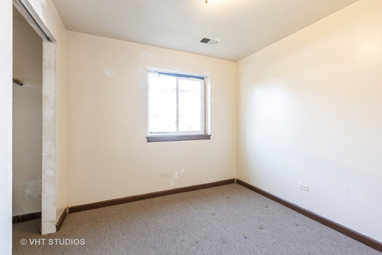 1415 W 123rd Street Property Photo 8