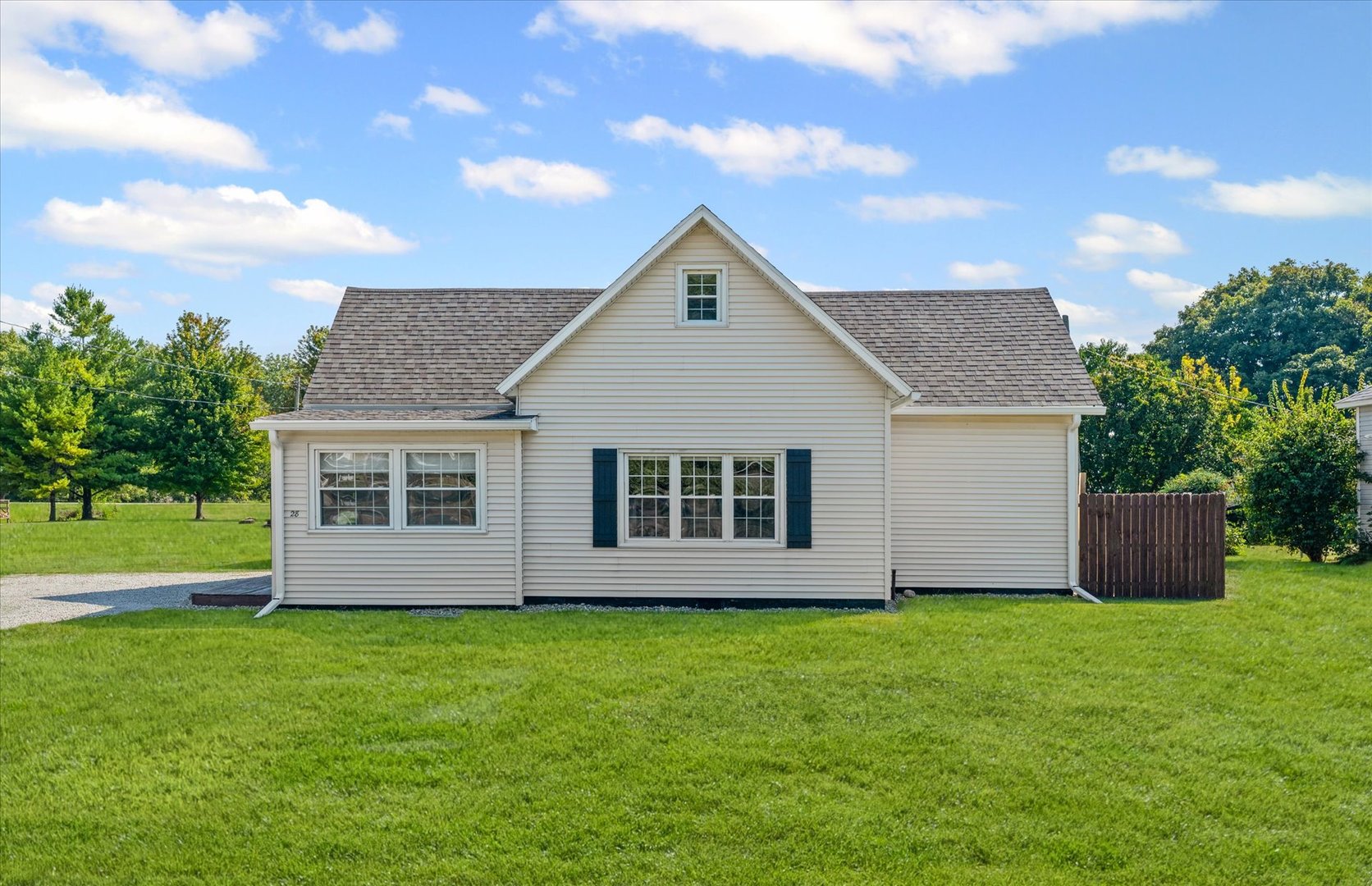 28 Ash Street Property Photo 1