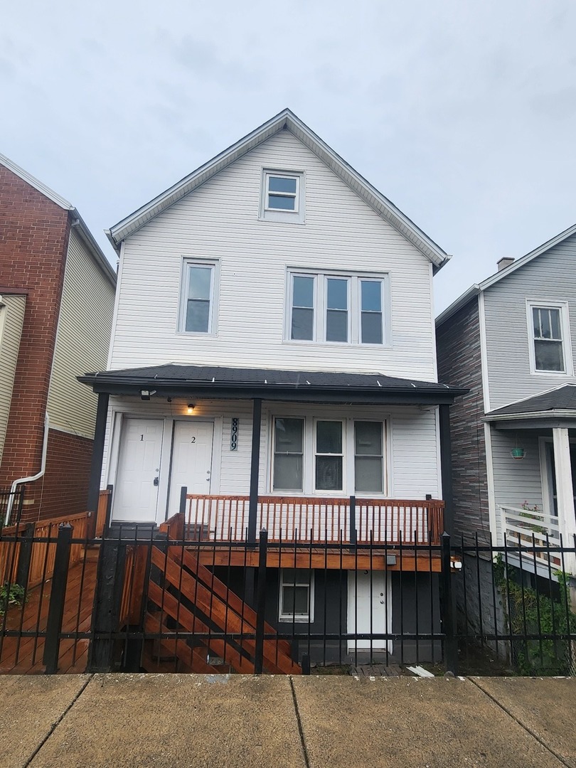 8909 S Houston Avenue Property Photo 1