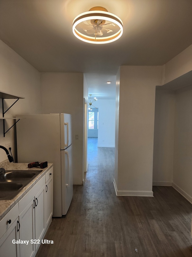 8909 S Houston Avenue Property Photo 14