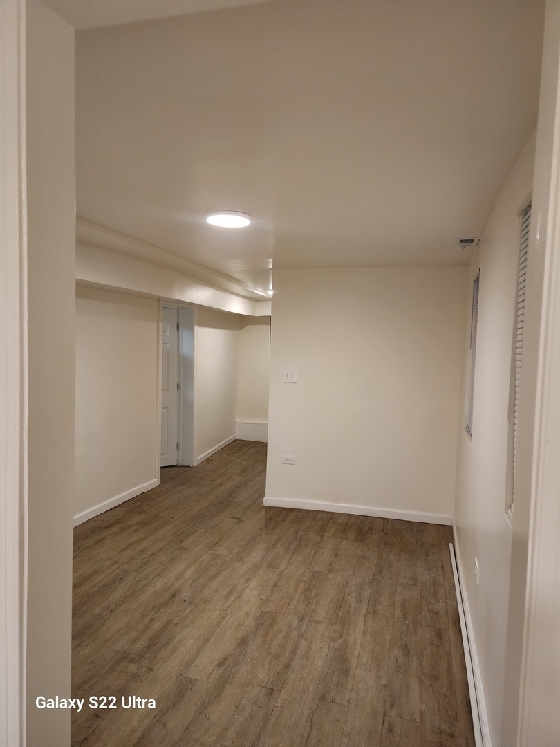 8909 S Houston Avenue Property Photo 18