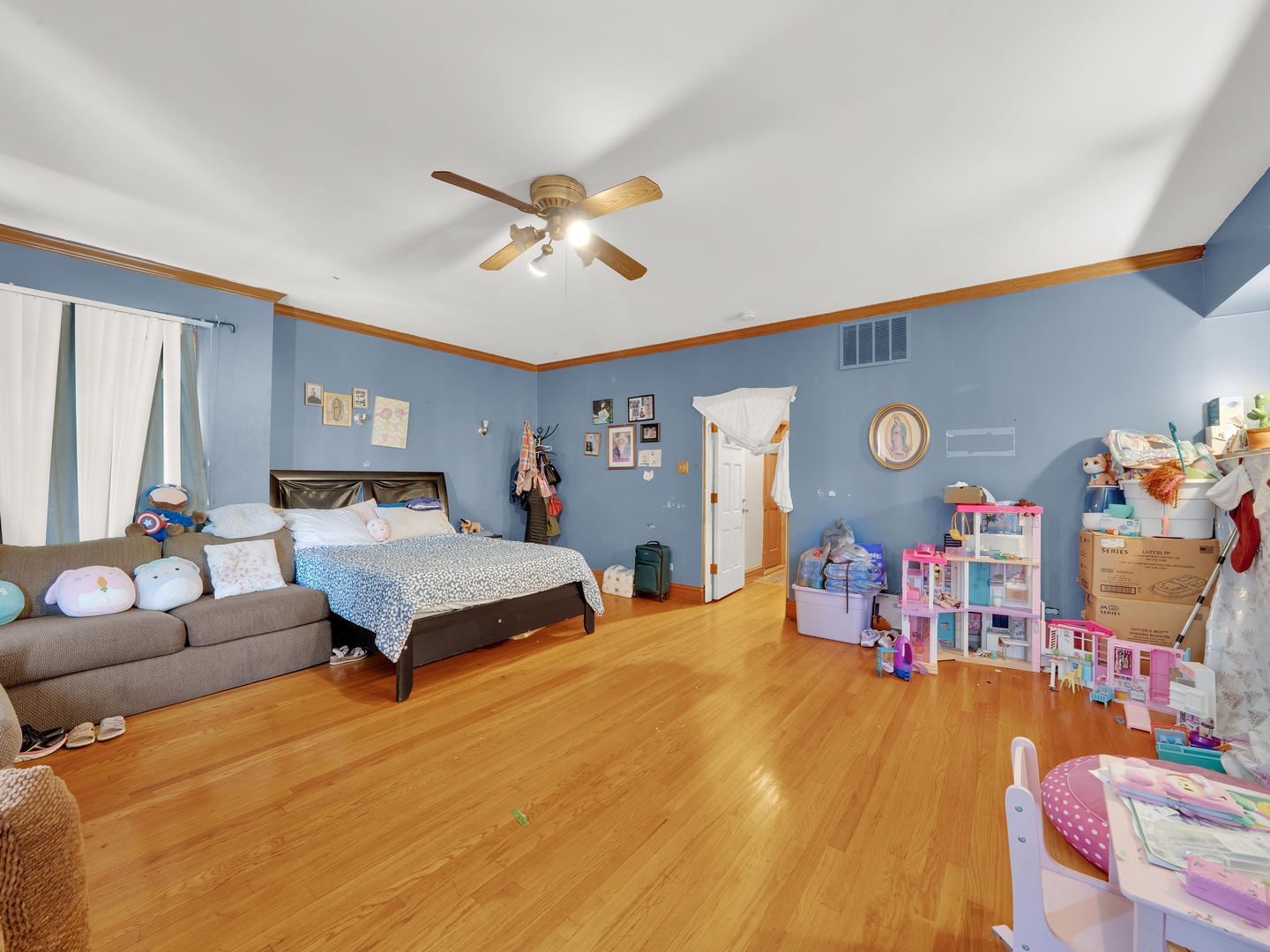 3529 W 63rd Place Property Photo 3