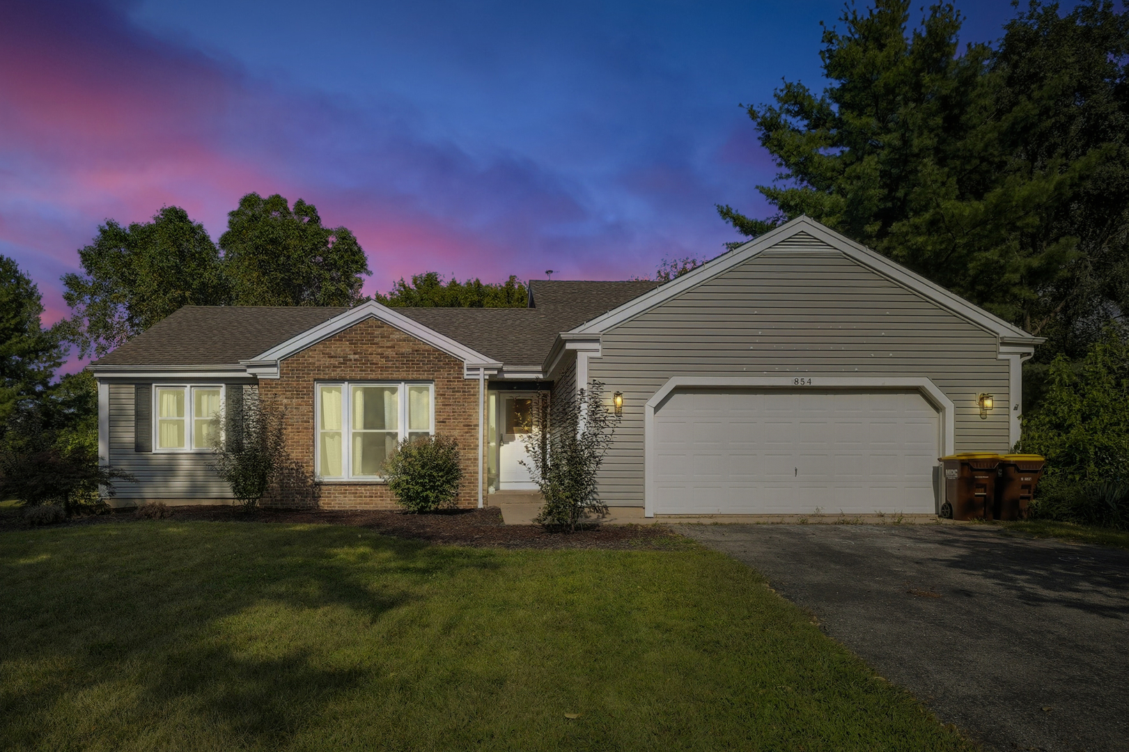 854 Walnut Court Property Photo 1