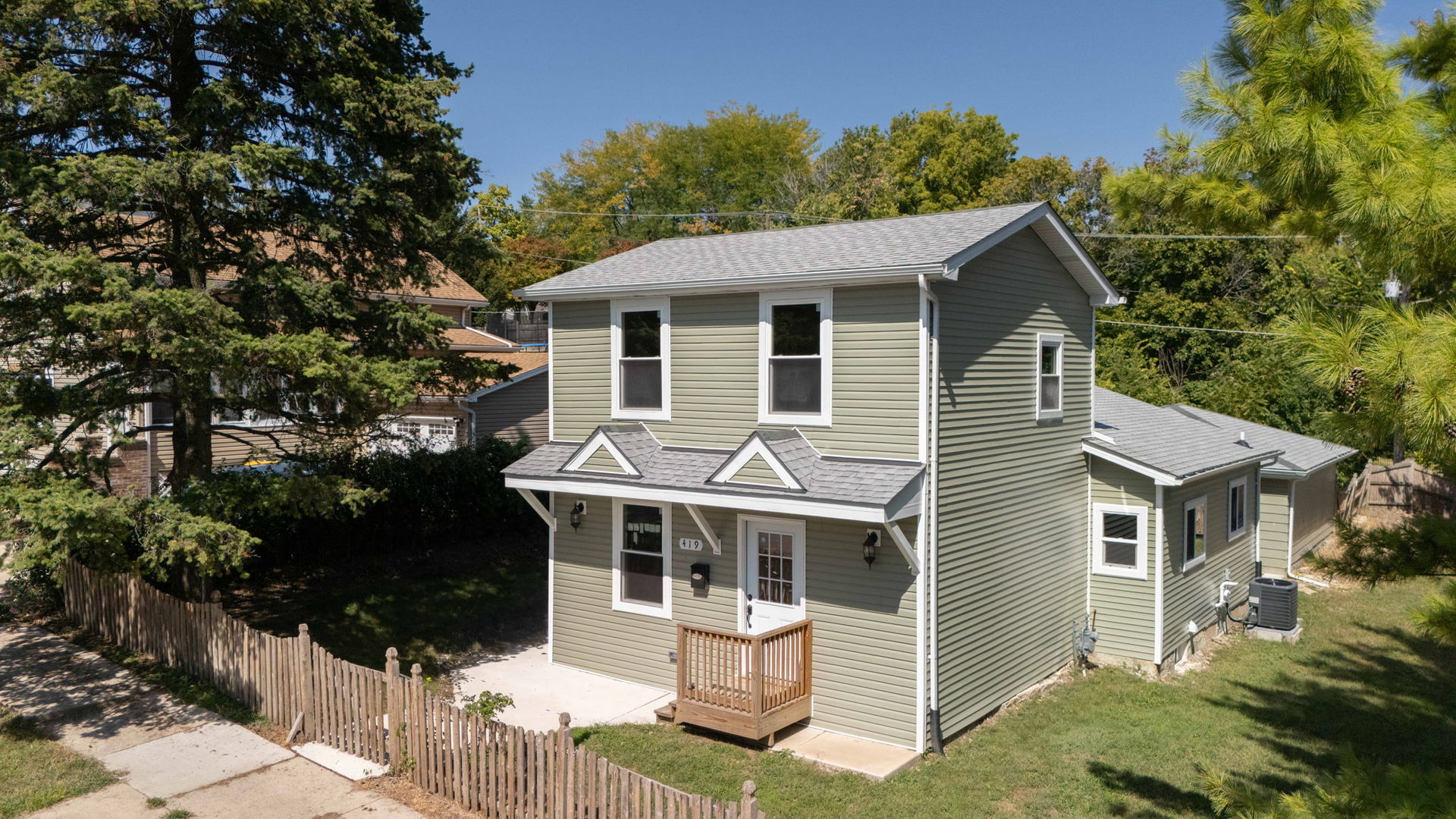 419 Oneida Street Property Photo 1