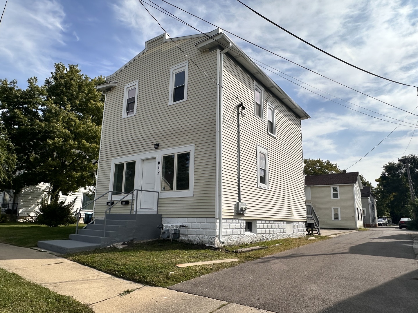 611-613 High Street Property Photo 2