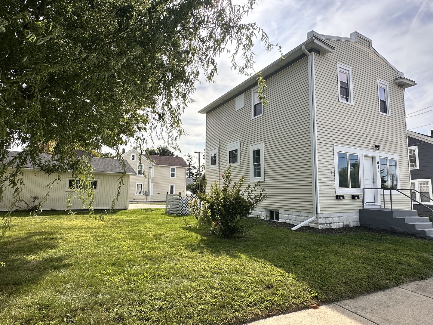 611-613 High Street Property Photo 3