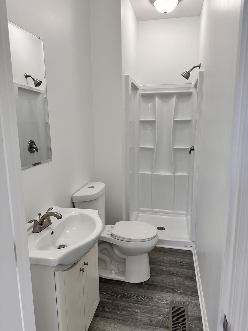 611-613 High Street Property Photo 9