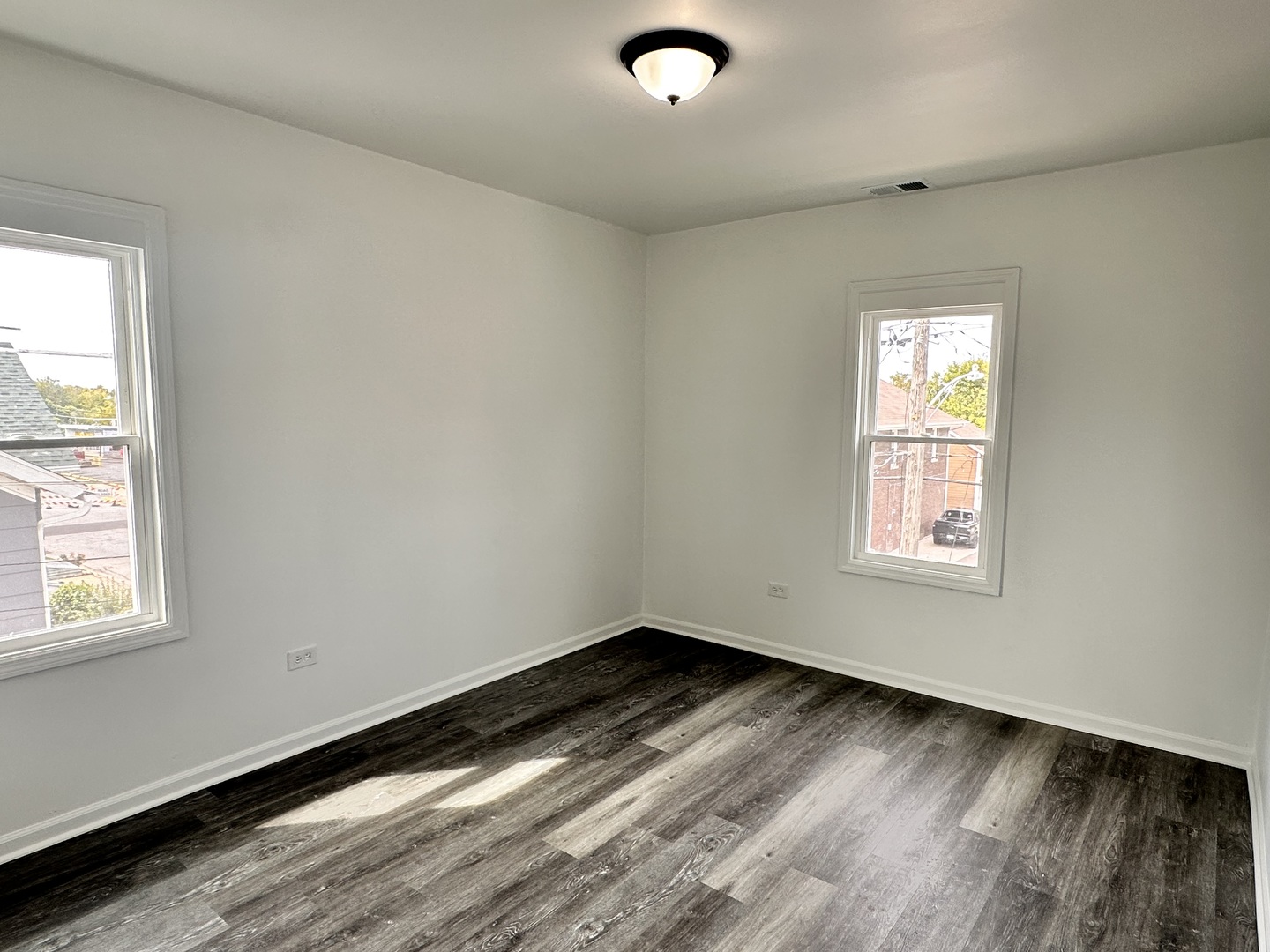 611-613 High Street Property Photo 16