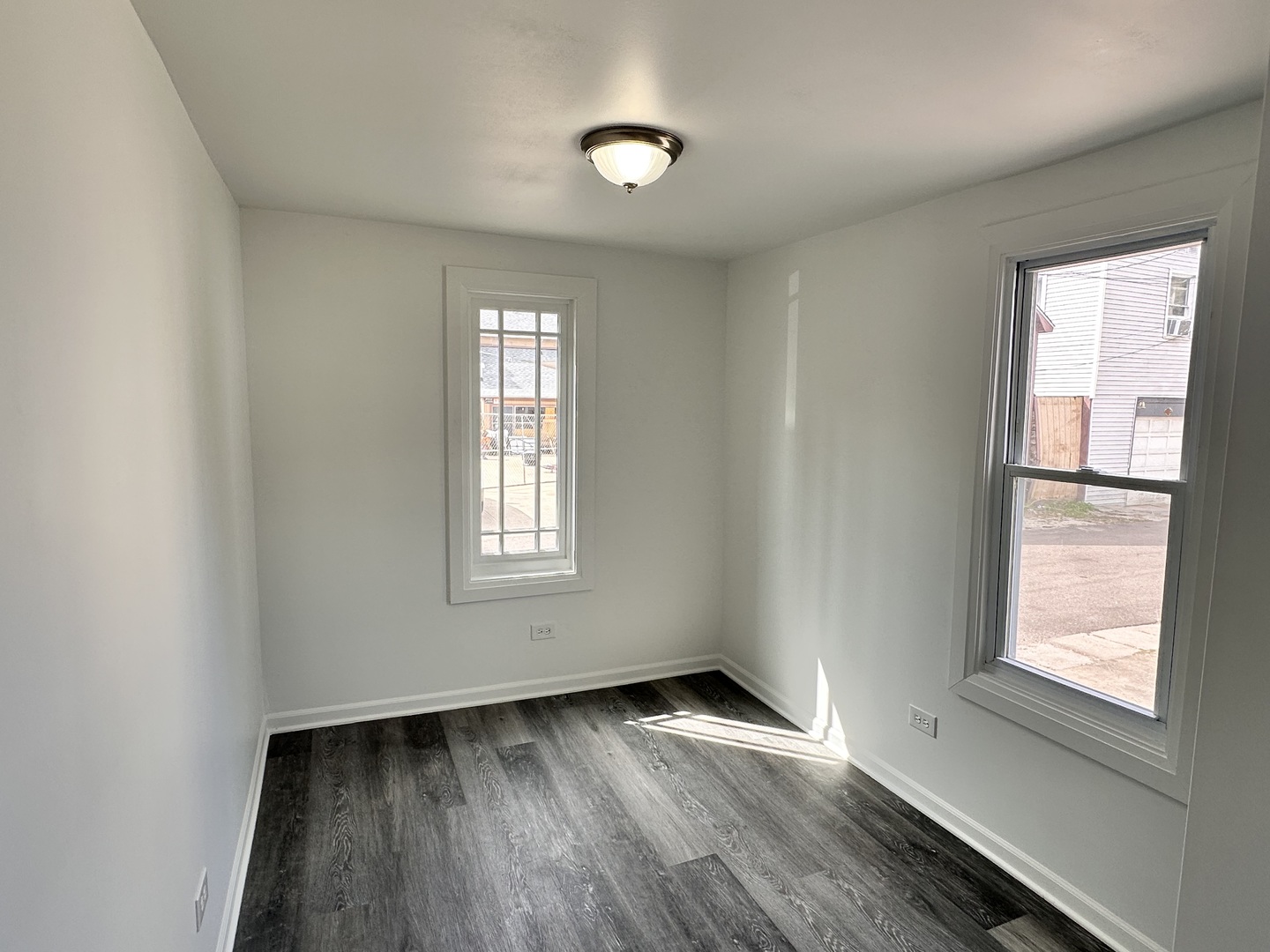 611-613 High Street Property Photo 32