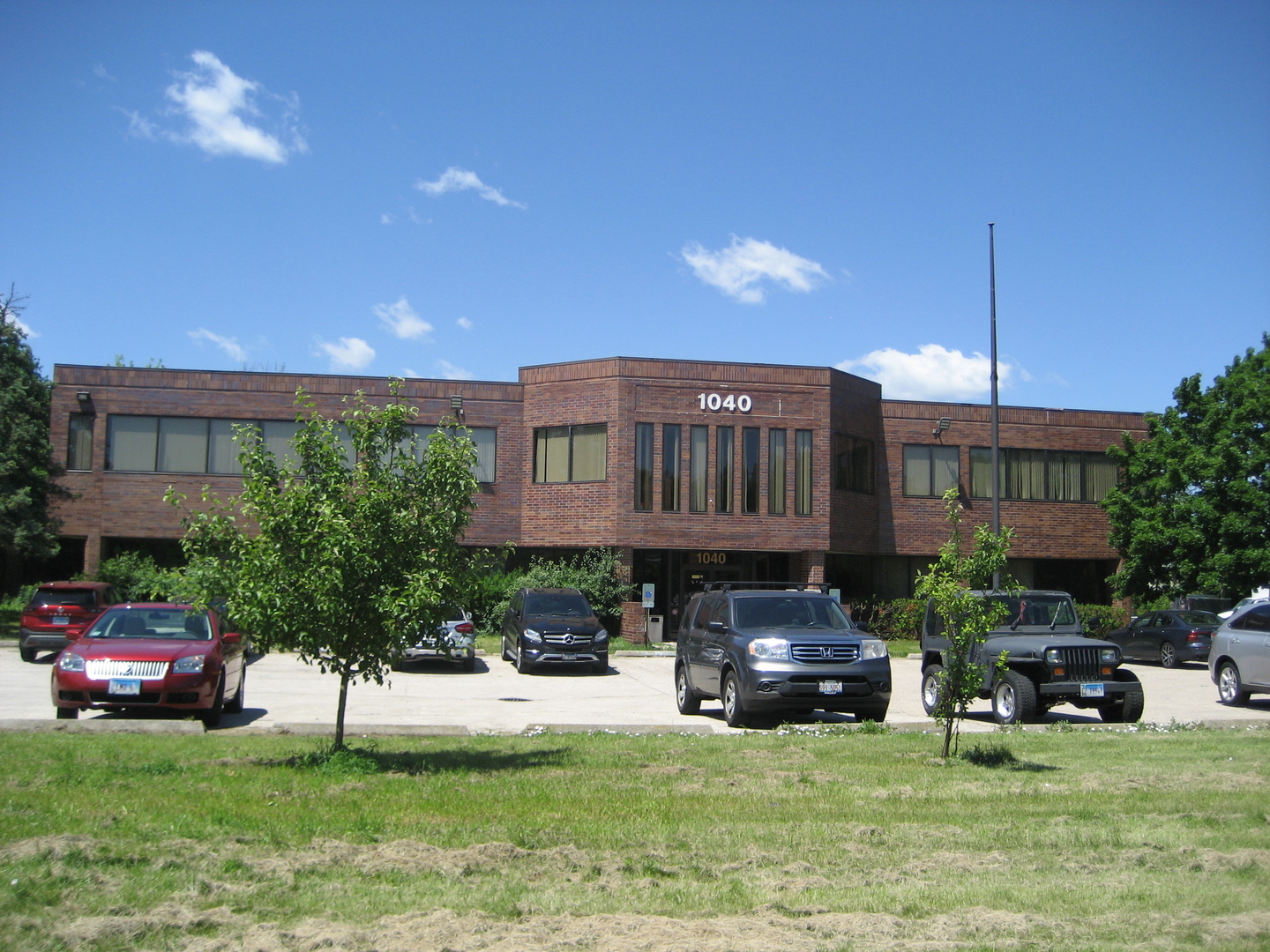 1040 S MILWAUKEE Avenue 250 Property Photo 1