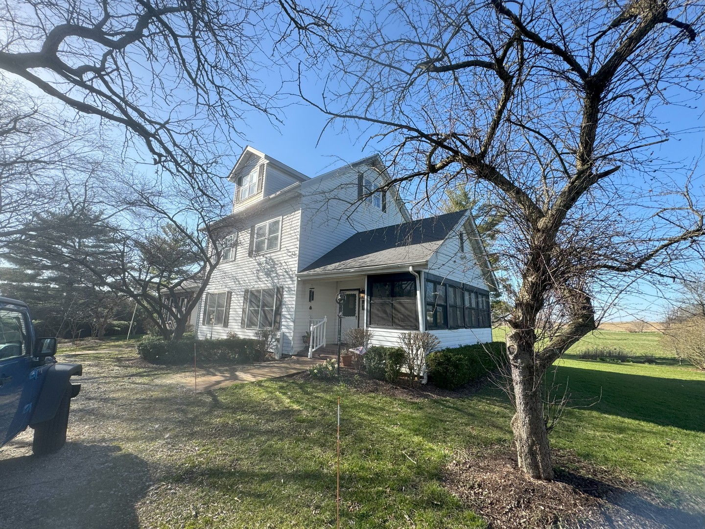 17n753 Widmayer Road Property Photo 2