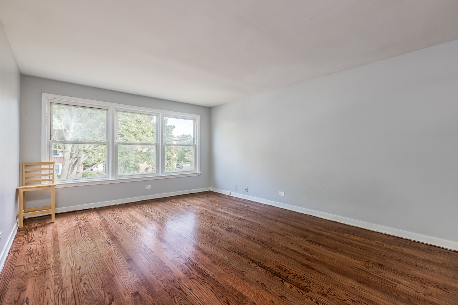 8836 Bronx Avenue Property Photo 3