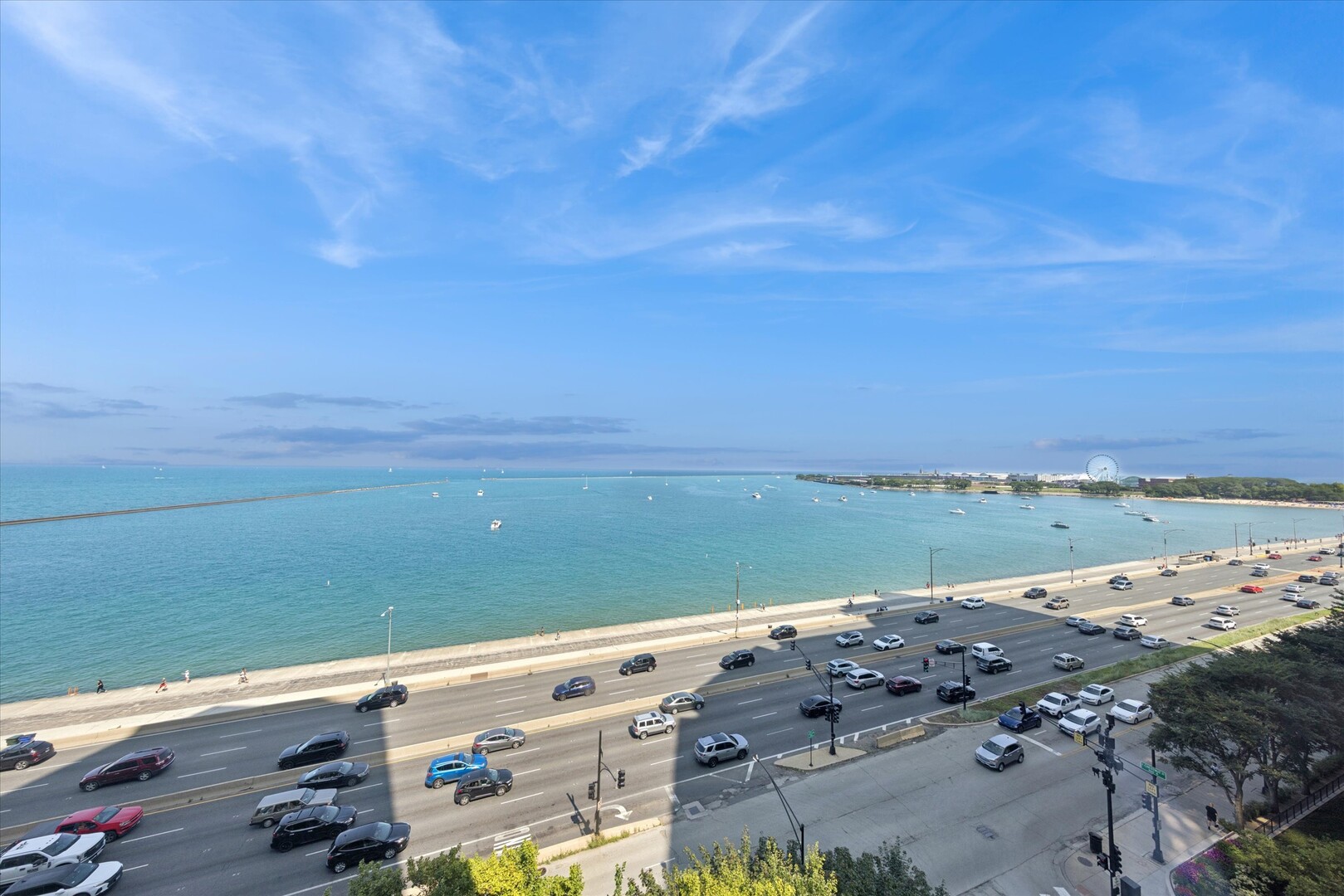860 N Lake Shore Drive 8m Property Photo 3