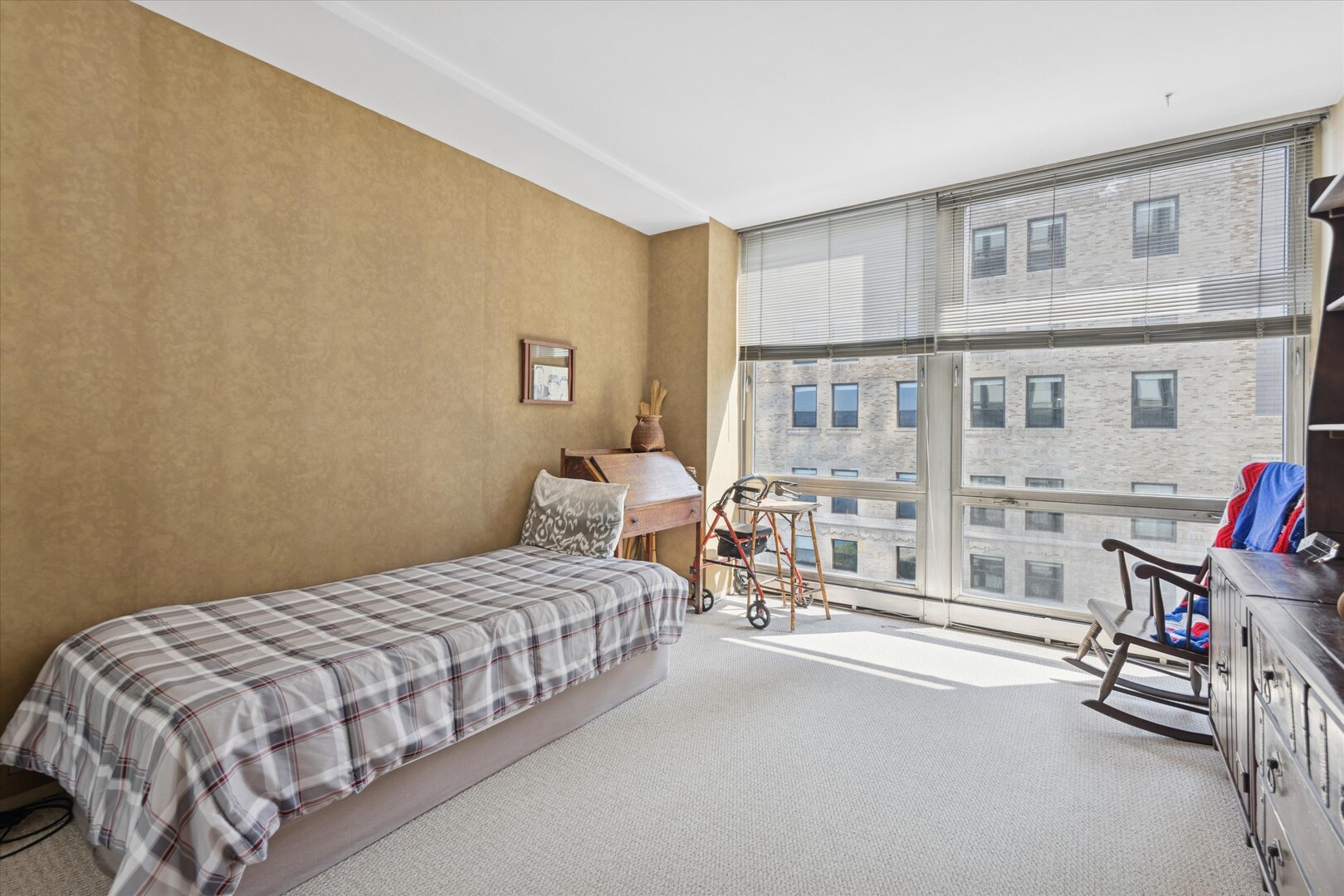 860 N Lake Shore Drive 8m Property Photo 11