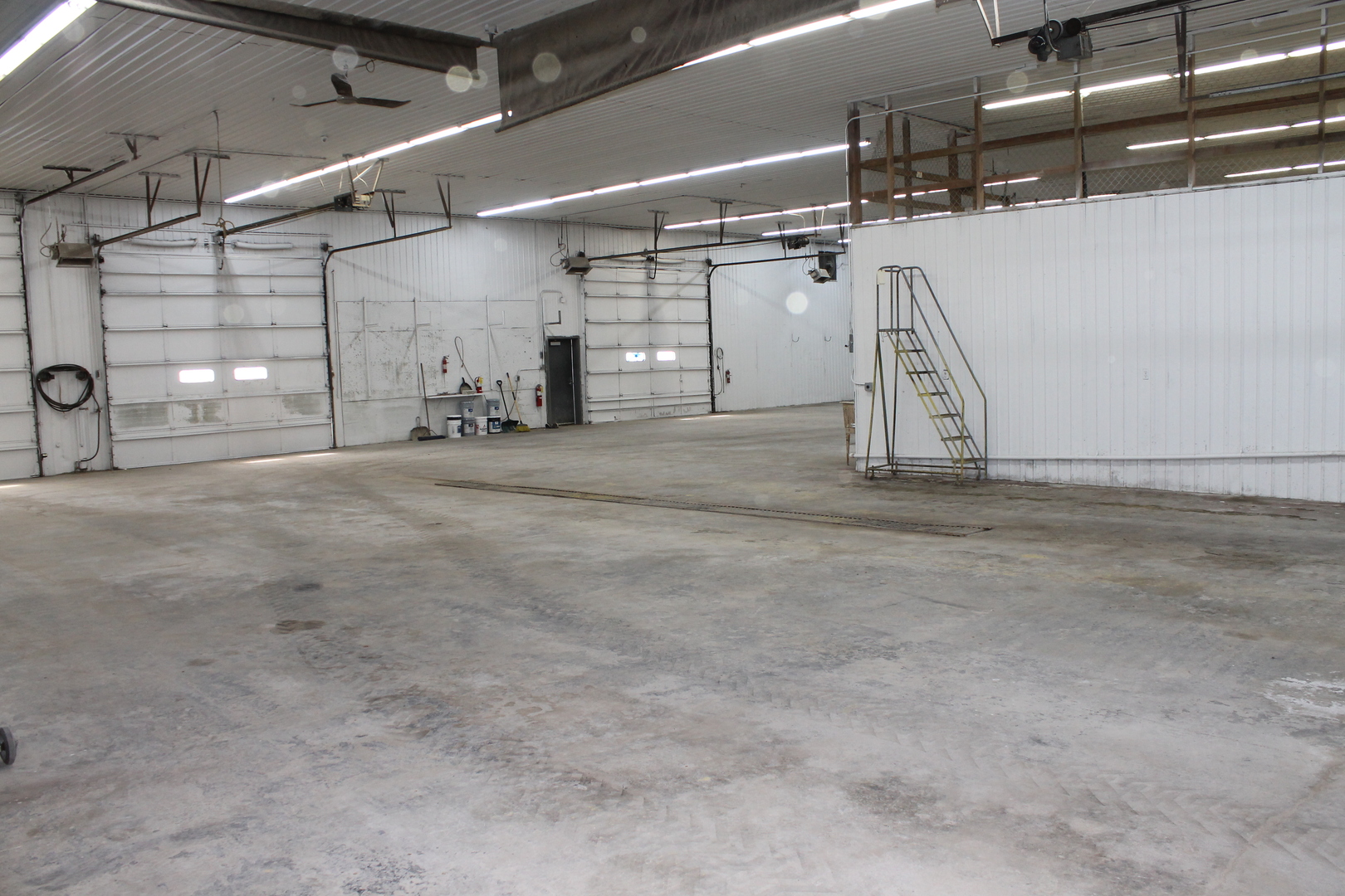 320 W Lincoln Highway Property Photo 19