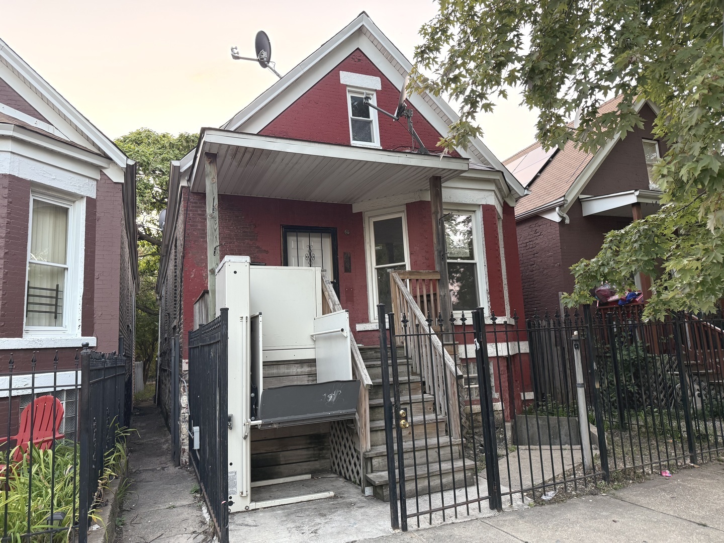 426 N Harding Avenue Property Photo 1