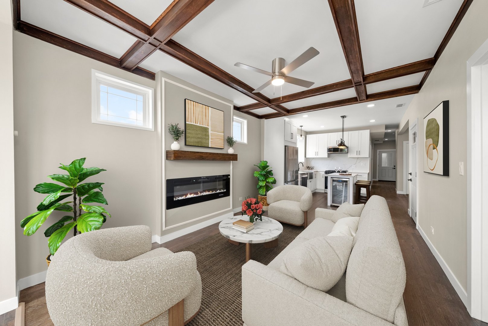 2101 S 48th Court Property Photo 2