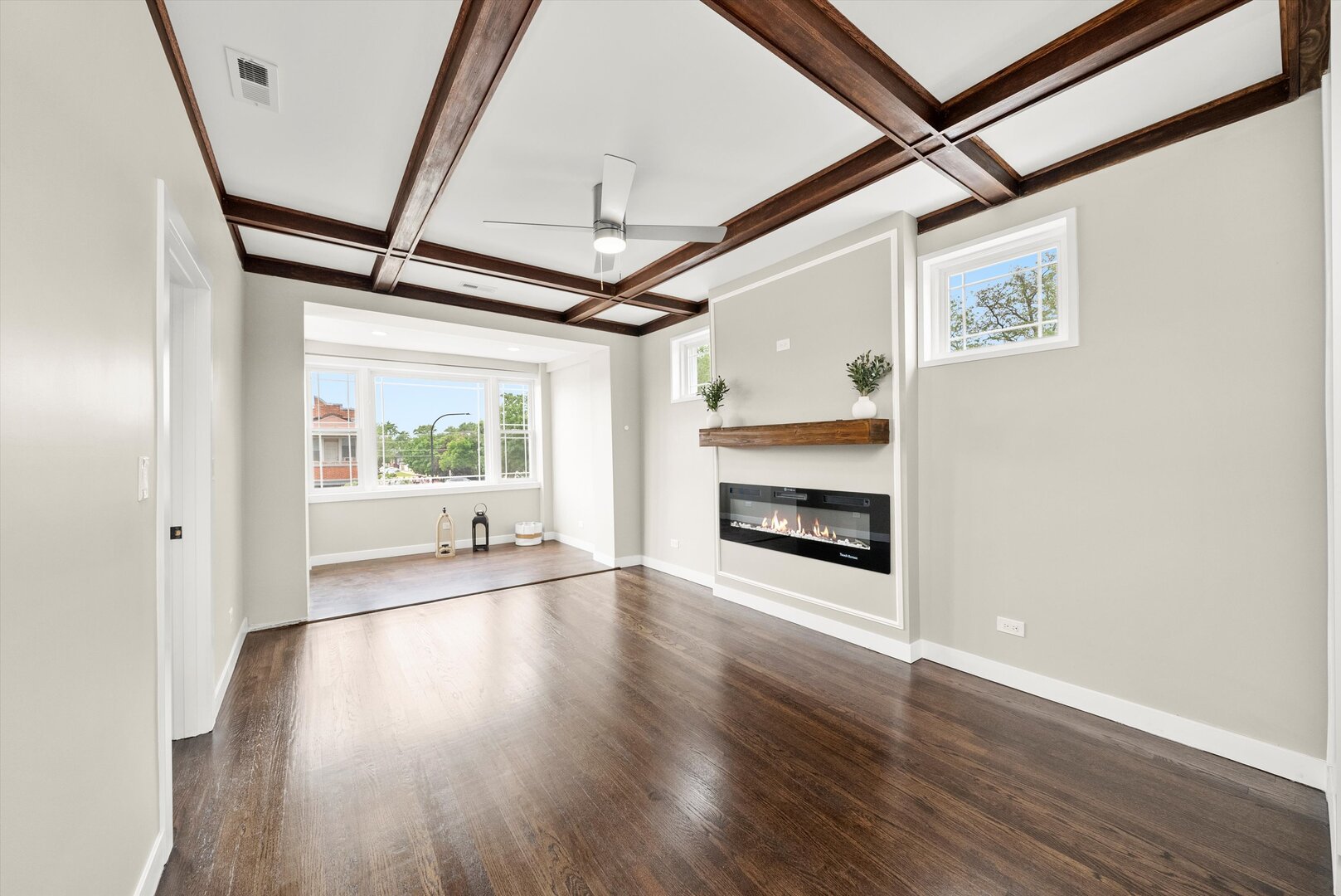 2101 S 48th Court Property Photo 18