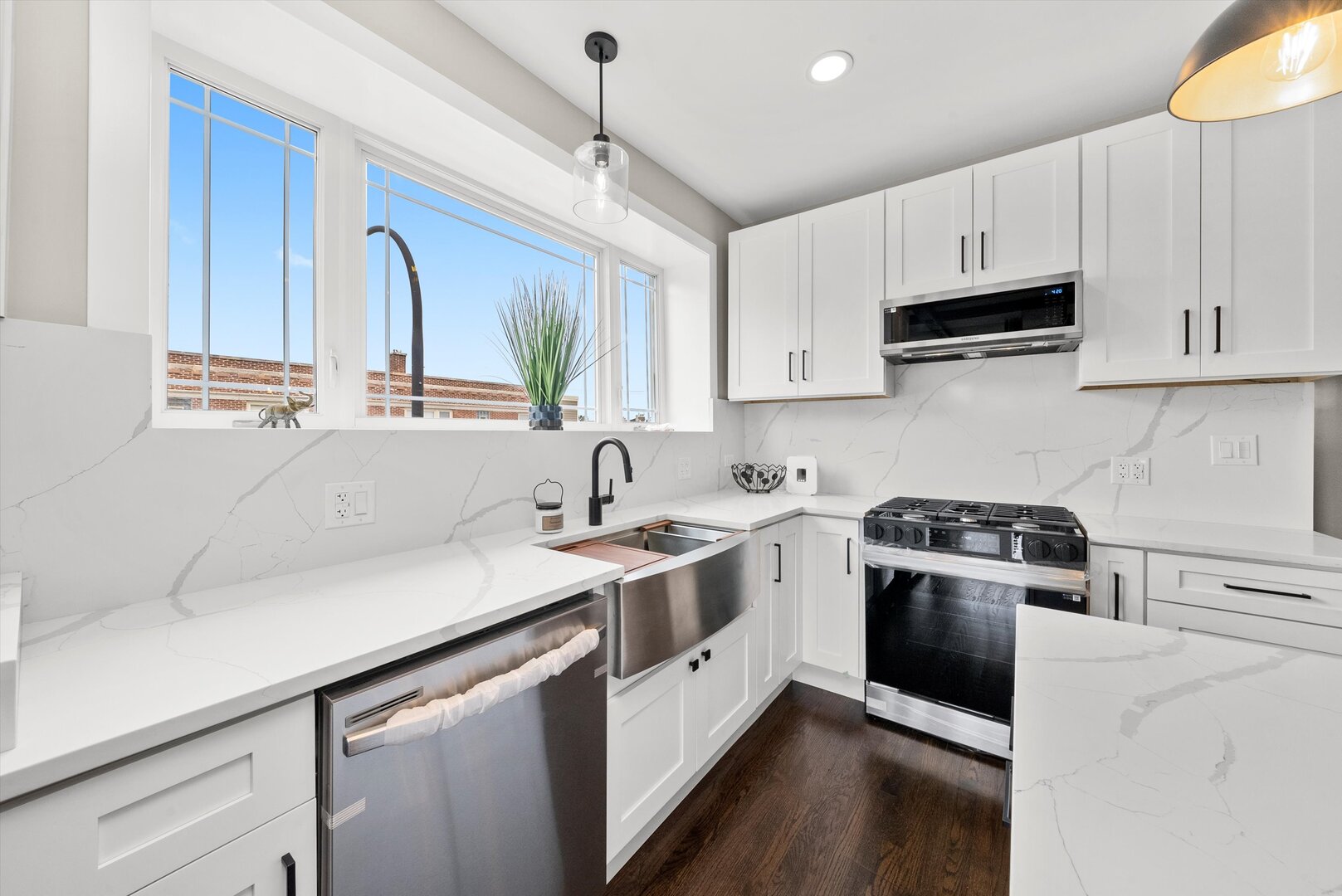 2101 S 48th Court Property Photo 20