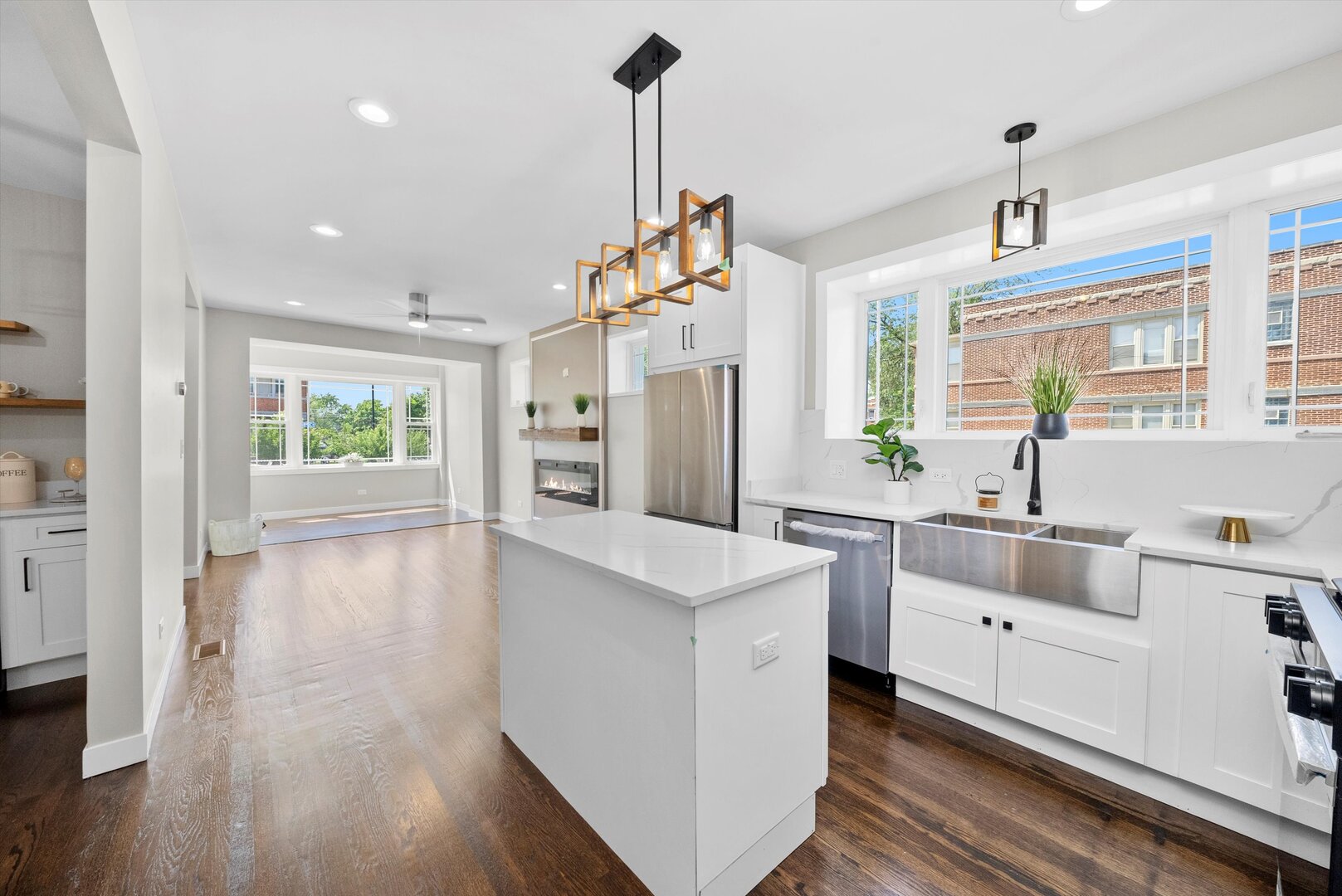 2101 S 48th Court Property Photo 39