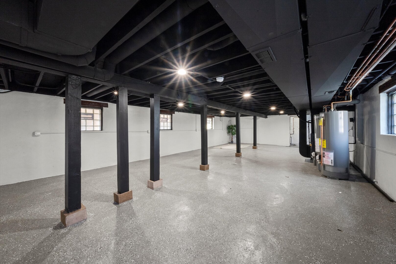 2101 S 48th Court Property Photo 46