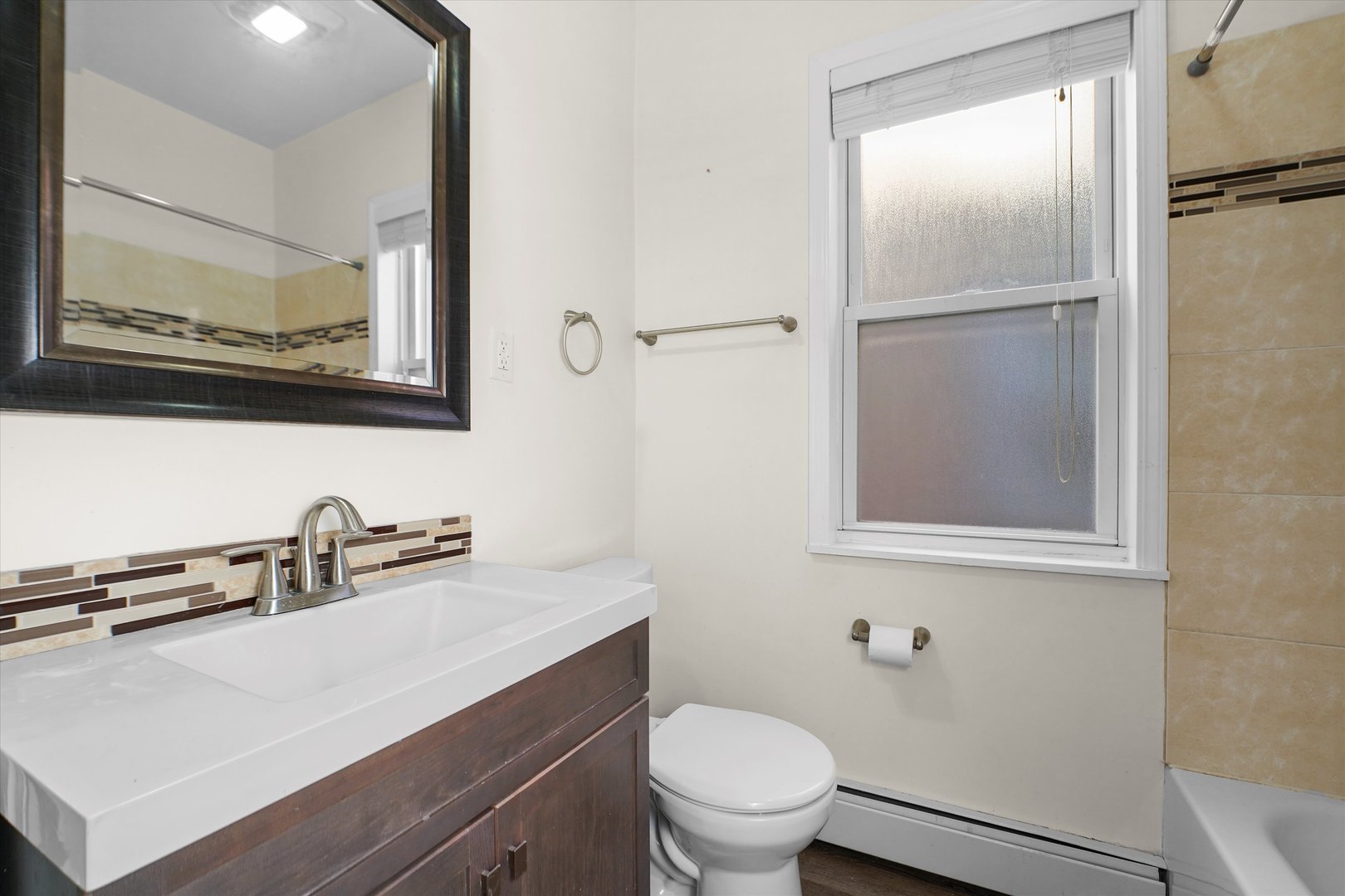 5436 W Dakin Street Property Photo 12