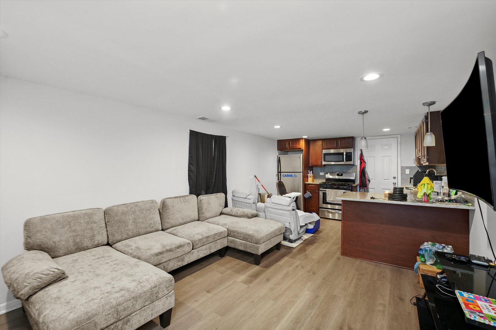 5436 W Dakin Street Property Photo 24