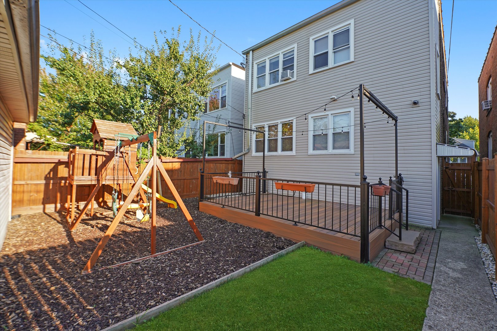 5436 W Dakin Street Property Photo 34