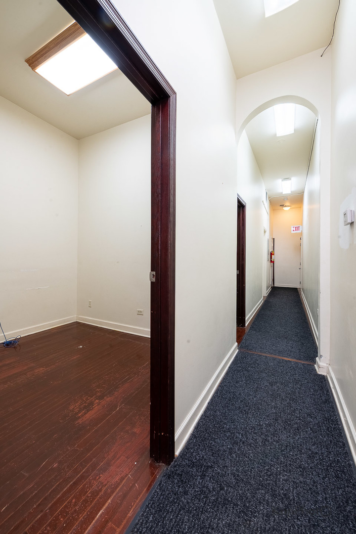 1930 S Wabash Avenue C1 Property Photo 11