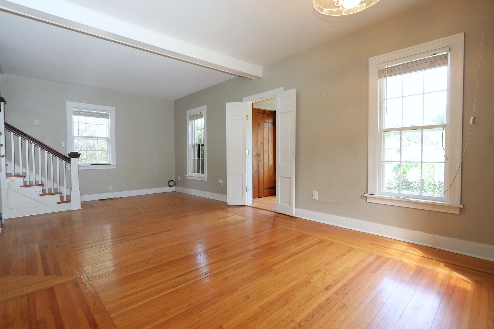 1246 Wauponsee Street Property Photo 3