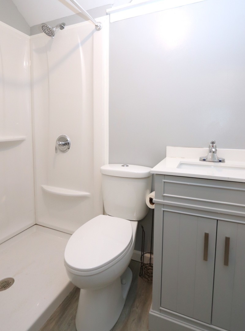 1246 Wauponsee Street Property Photo 15