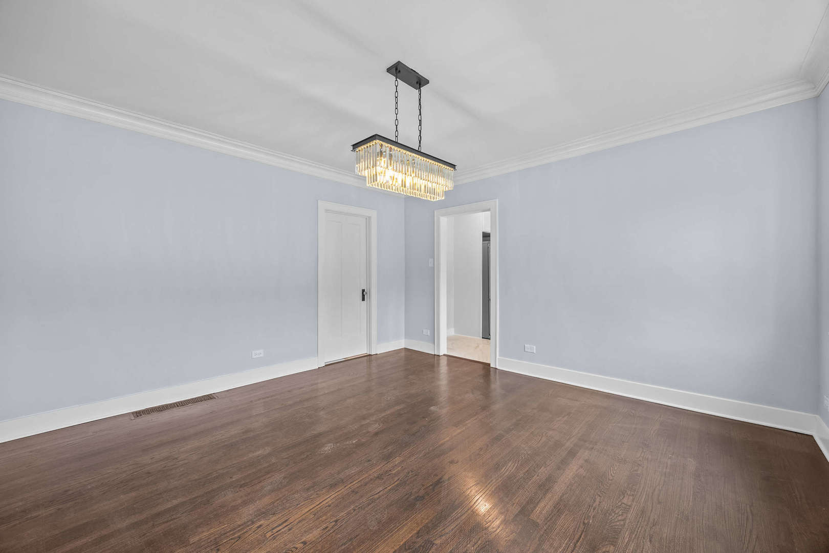 1101 S Oak Park Avenue Property Photo 13