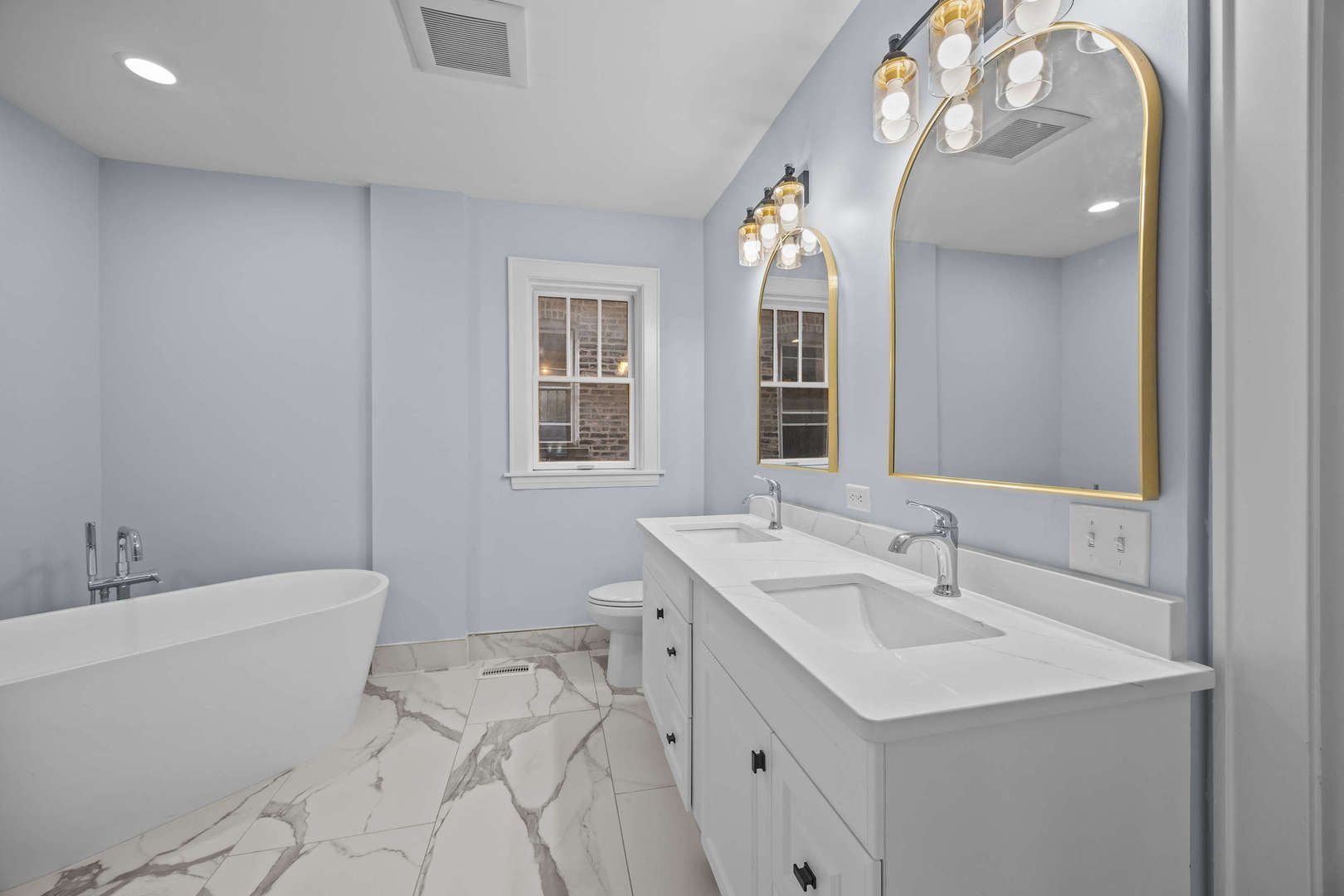 1101 S Oak Park Avenue Property Photo 16