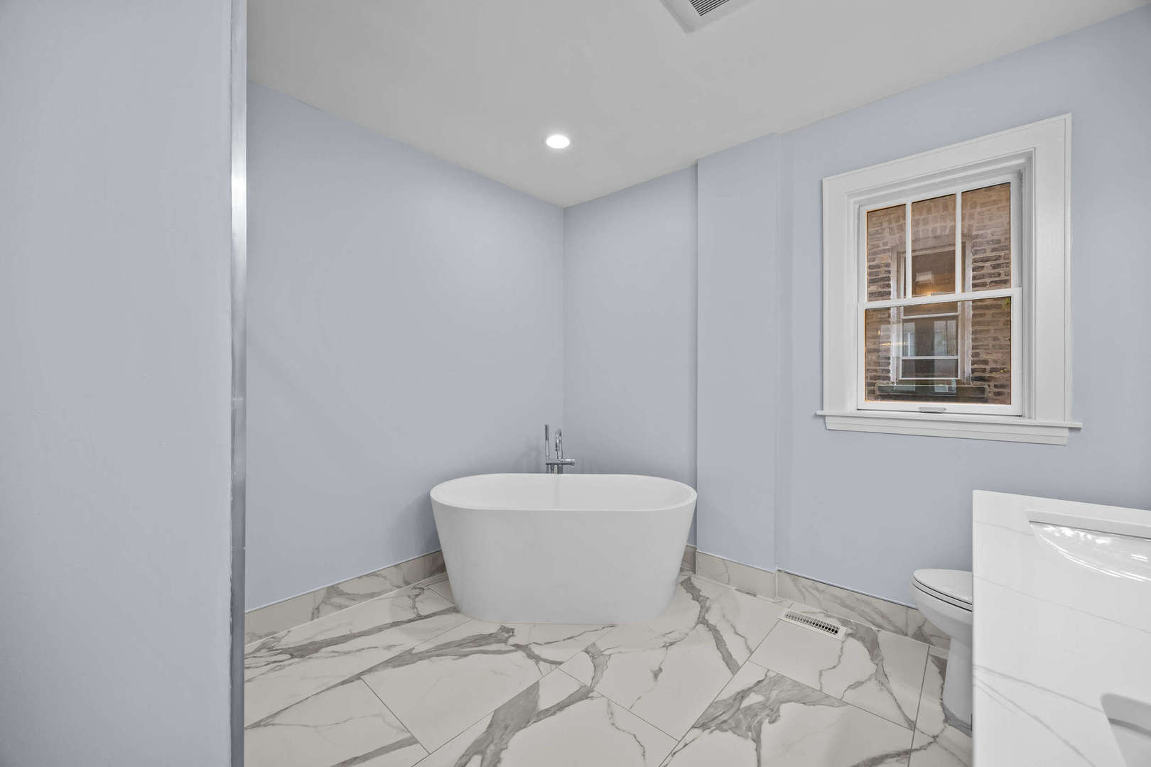 1101 S Oak Park Avenue Property Photo 18