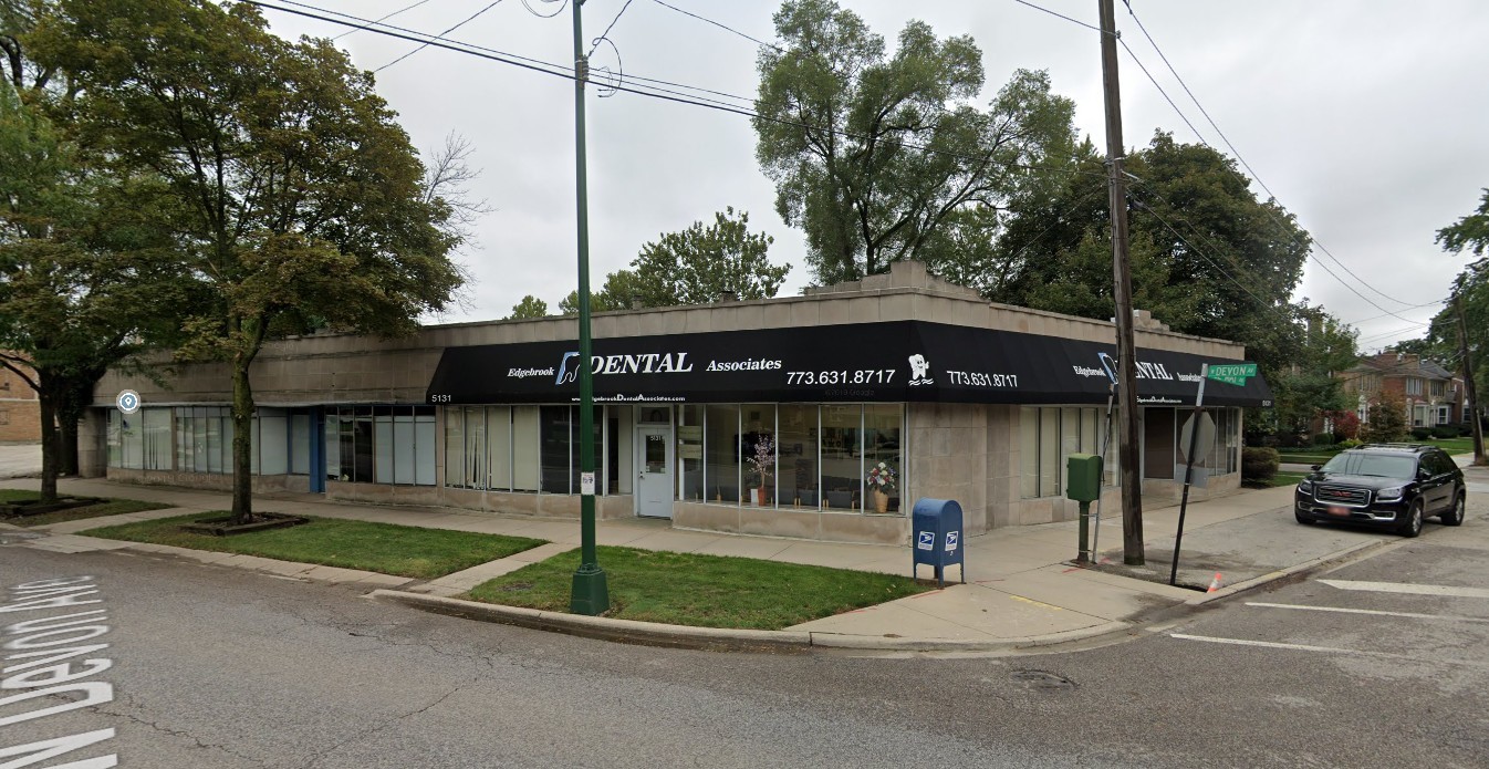 5127 W Devon Avenue Property Photo 1