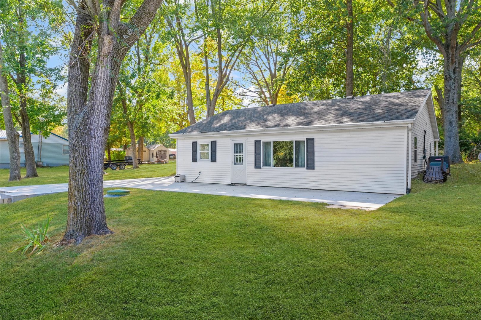 958 N 3555 East Road