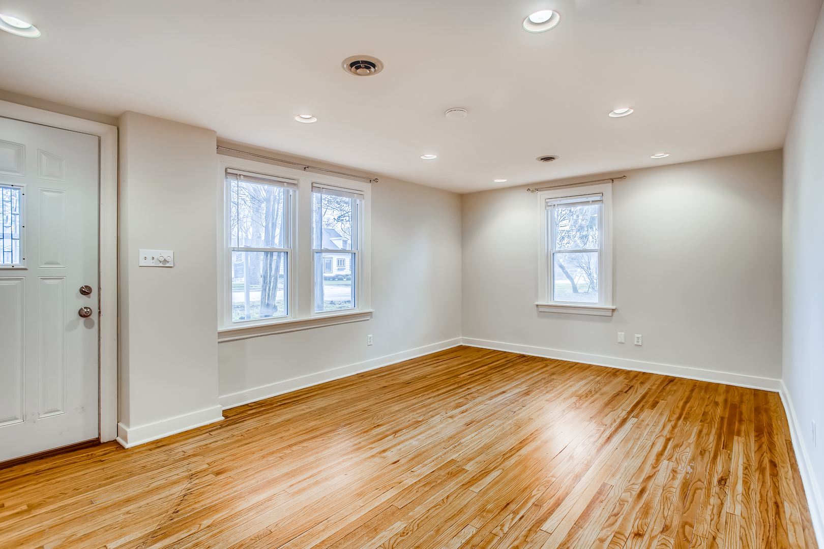 12471228 Property Photo 3
